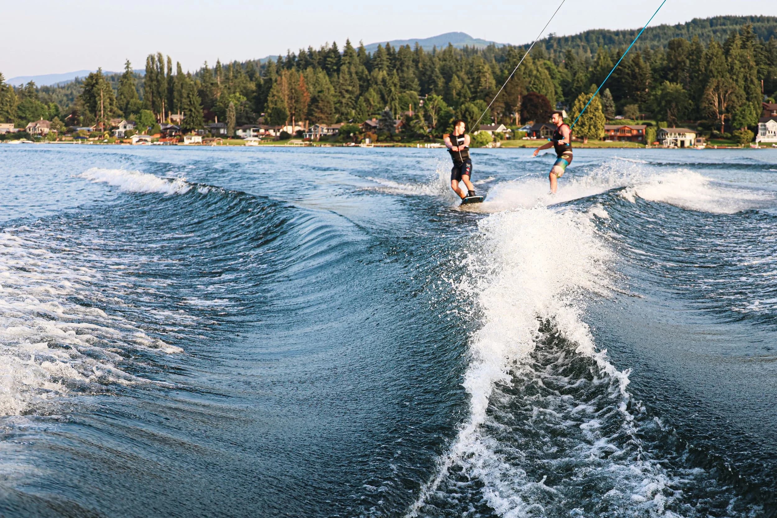 Wakeboard/Wakesurf Boat Charter